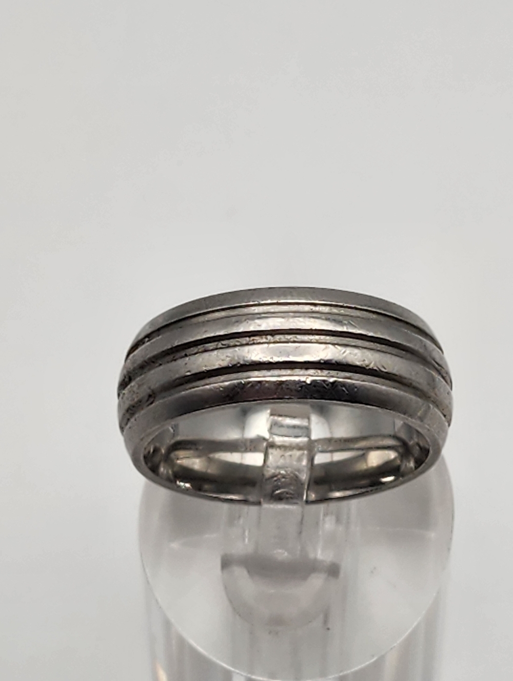Aldo Stainless Steel Silver Tone Groved Band Ring (10.5)